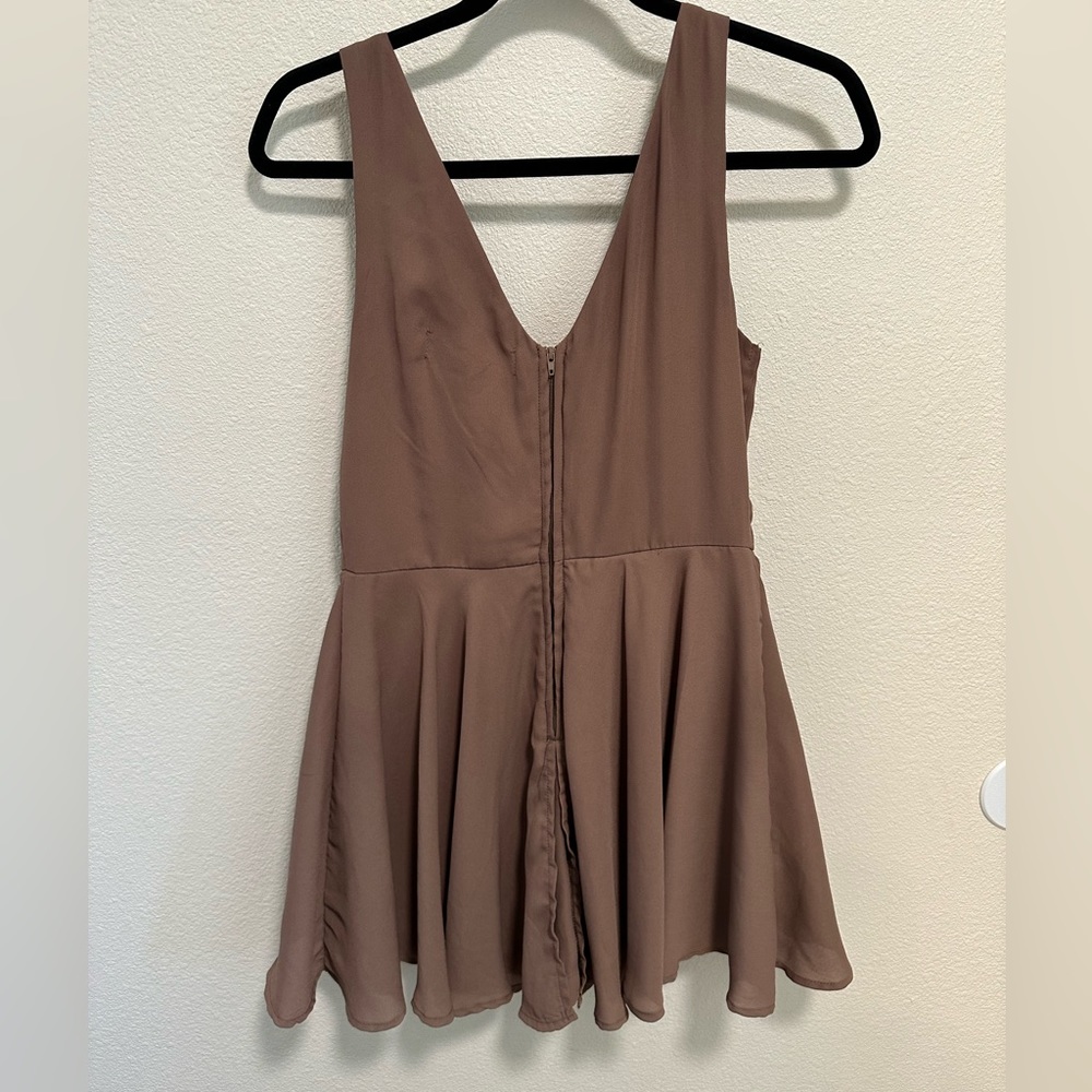 Romper - Picture 3 of 5